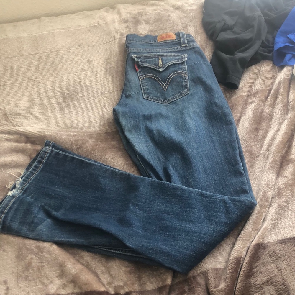Levi’s boot cut jean